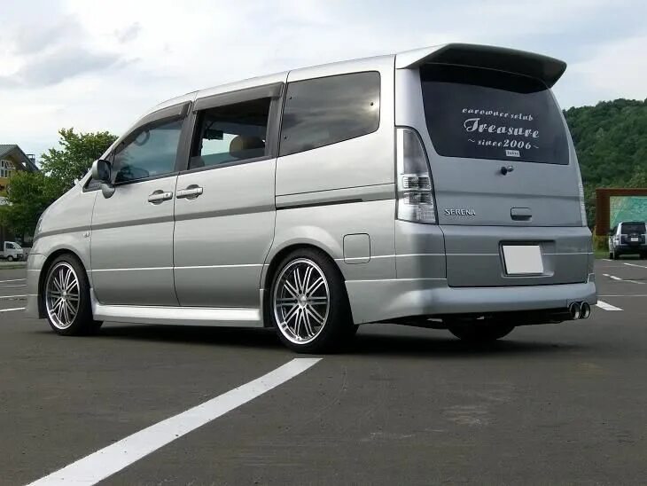 Ниссан серена с24 тюнинг УТИНЫЙ ХВОСТ - Nissan Serena Mk II (C24), 2 л, 2002 года стайлинг DRIVE2