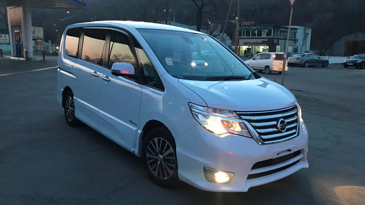 Ниссан серена с26 фото Nissan Serena Mk IV (C26) 2.0 бензиновый 2014 Белая_Метелица на DRIVE2