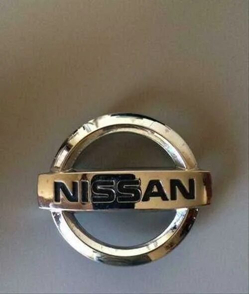 Ниссан шильдик фото Шильдик значок Nissan D61-61mm знак, эмблема,логот Festima.Ru - частные объявлен