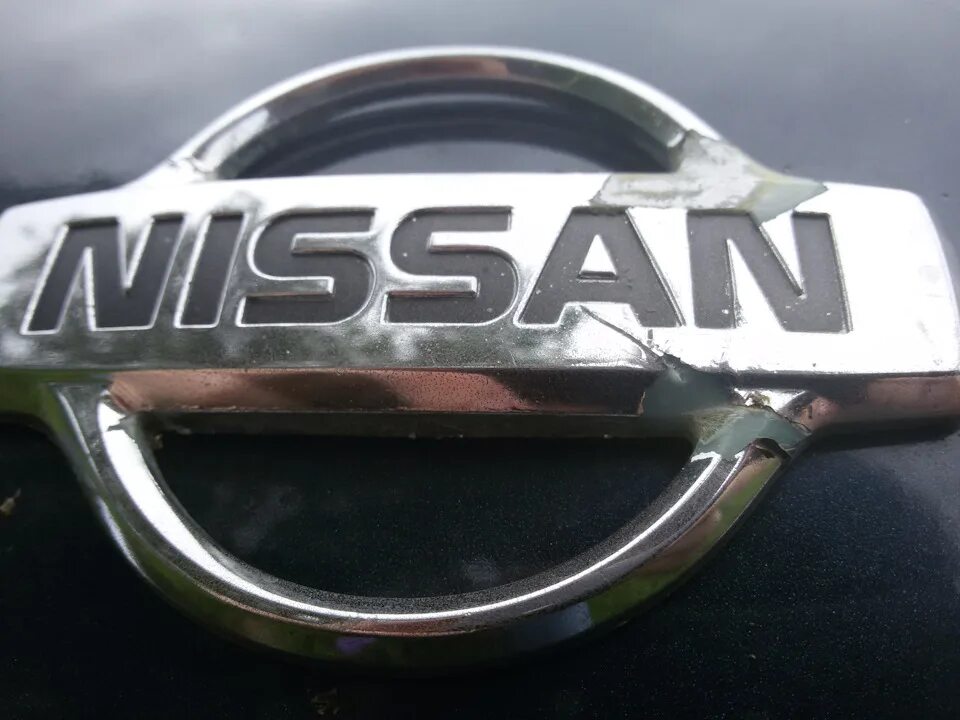 Ниссан шильдик фото Обновил шильдик Nissan - Nissan Primera (P11), 2 л, 1998 года аксессуары DRIVE2