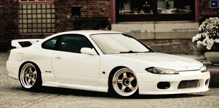 Ниссан сильвия фото Pin by Valerie Williams on HOT RIDES Nissan, Nissan silvia, Motor car
