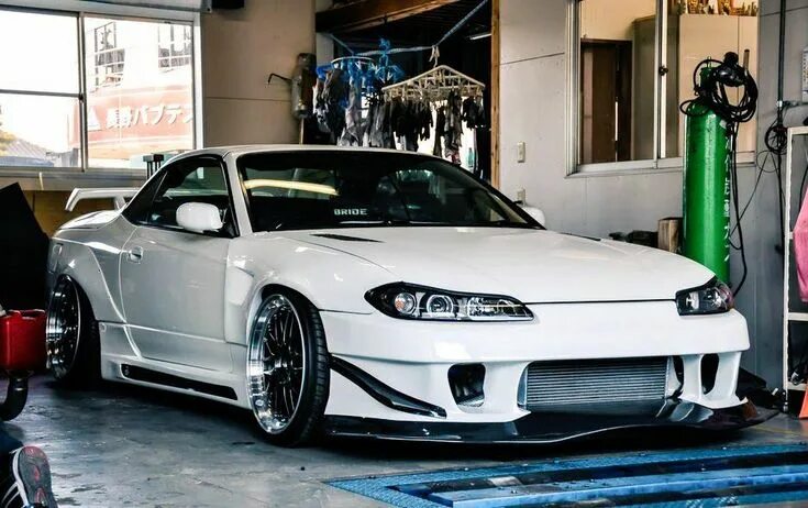 Ниссан сильвия с15 тюнинг Gold Pony on Twitter Nissan silvia, Nissan s15, Street racing cars