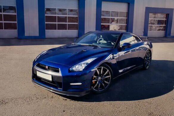 Ниссан синего цвета фото Купить б/у Nissan GT-R I Рестайлинг 2 3.8 AMT (540 л.с.) 4WD бензин робот в Моск