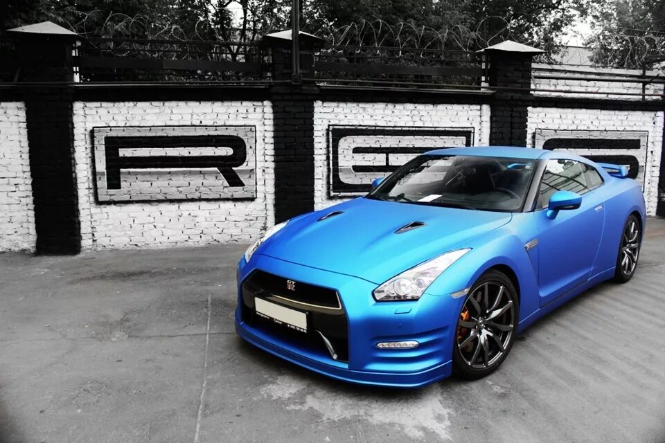 Ниссан синего цвета фото NISSAN GT-R в синем мате.) - DRIVE2