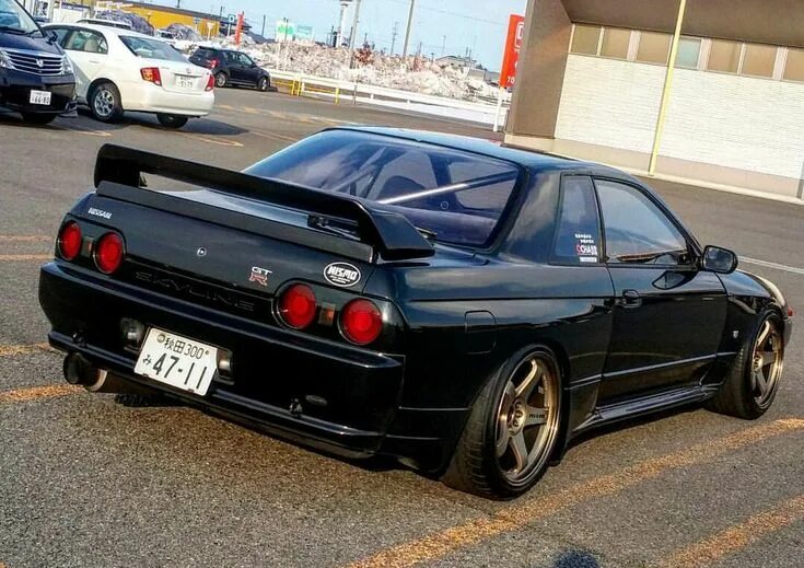 Ниссан скайлайн 32 тюнинг Nissan Skyline GTR R32 Nissan skyline gtr r32, Jdm cars, Street racing cars