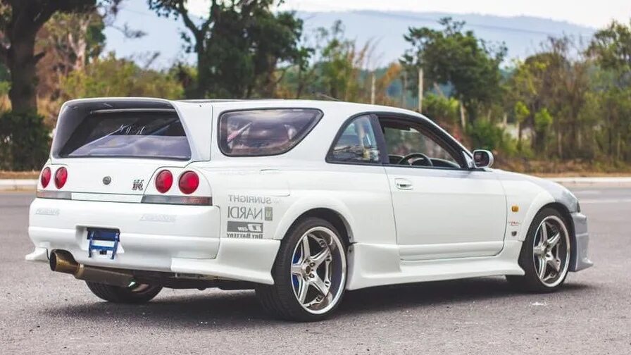 Ниссан скайлайн 33 фото We need this custom R33 Nissan Skyline GT-R shooting brake Top Gear