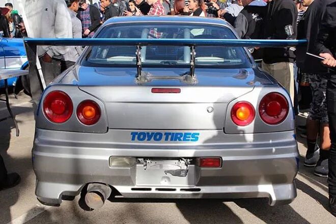 Ниссан скайлайн фото сзади полная перезагрузка делаем машину как в форсаж 2 нужна помощь - Nissan Skyline (