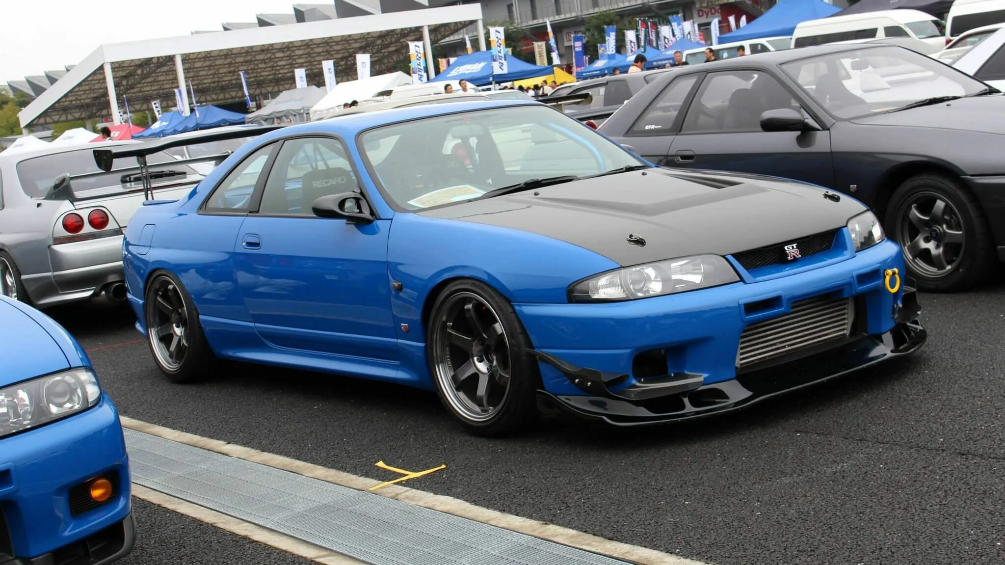 Ниссан скайлайн гтр 33 фото Perfect combo: BNR32+BNR33 Perfect combos, Nissan infiniti, Nissan skyline gtr