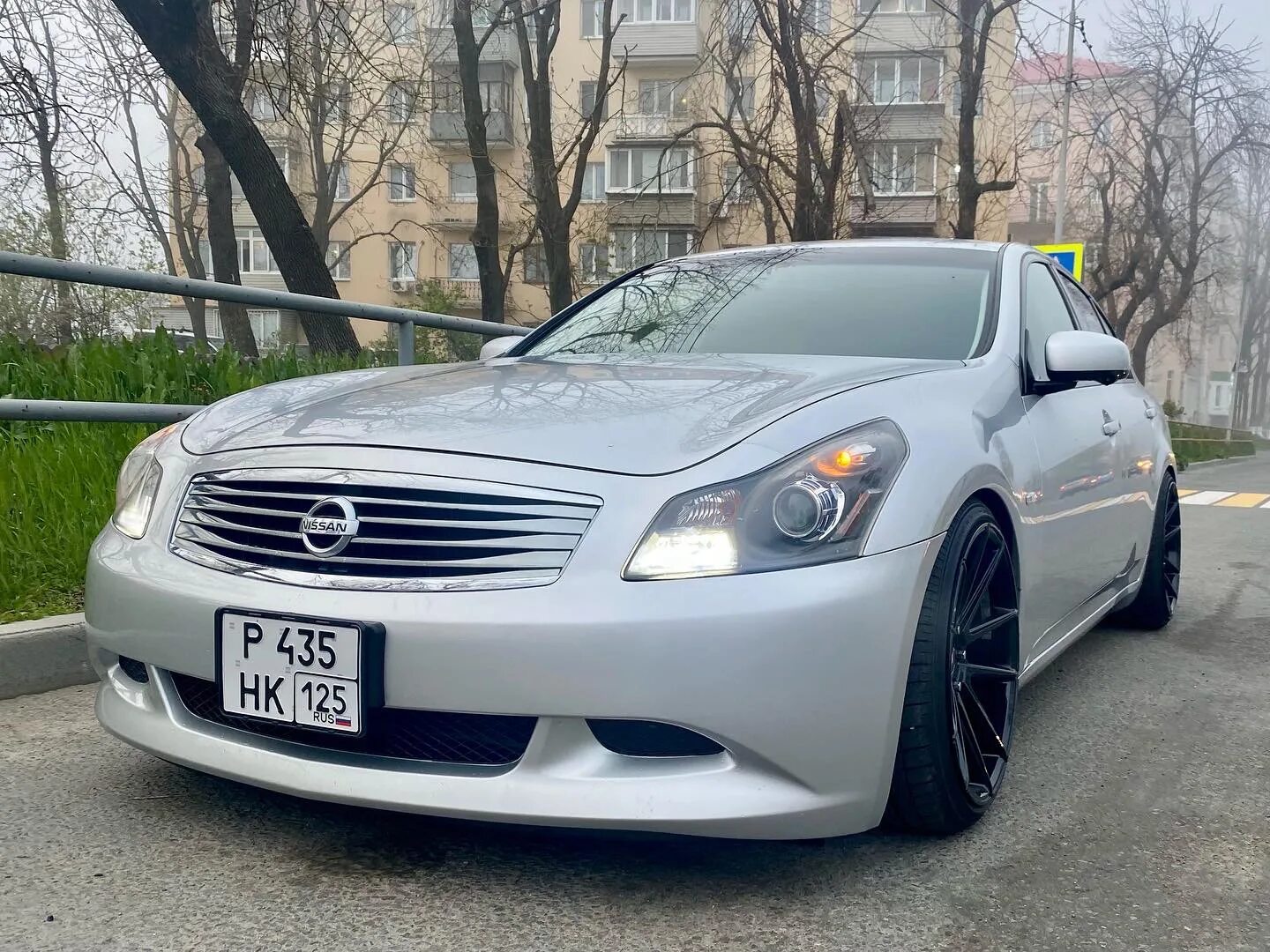 Ниссан скайлайн v36 тюнинг Переобувка на лето+бампер - Nissan Skyline (V36), 2,5 л, 2007 года тюнинг DRIVE2