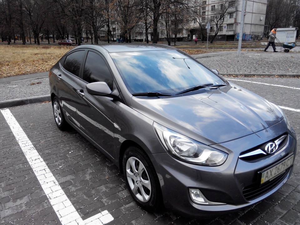 Ниссан солярис фото Сравнение Сентры с Акцентом-Солярисом - Nissan Sentra (B17), 1,6 л, 2015 года пр