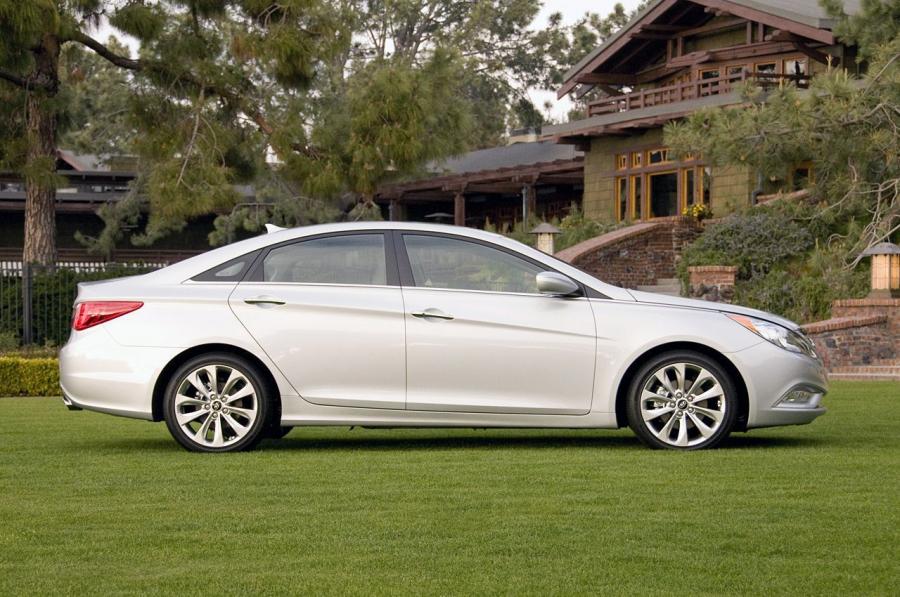 Ниссан соната фото Hyundai Sonata 2011 года выпуска для рынка США. Фото 9. VERcity