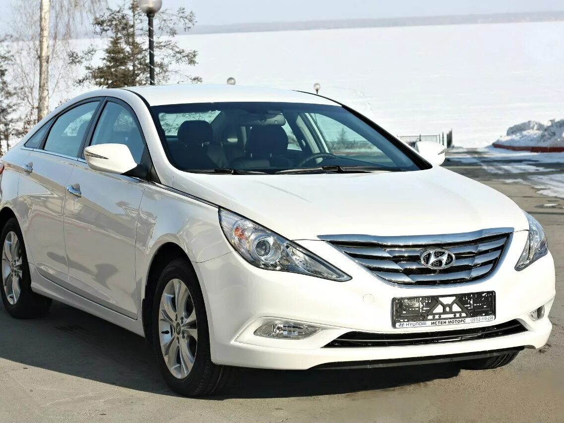 Ниссан соната фото Купить б/у Hyundai Sonata VI (YF) 2.0 AT (150 л.с.) бензин автомат в Екатеринбур