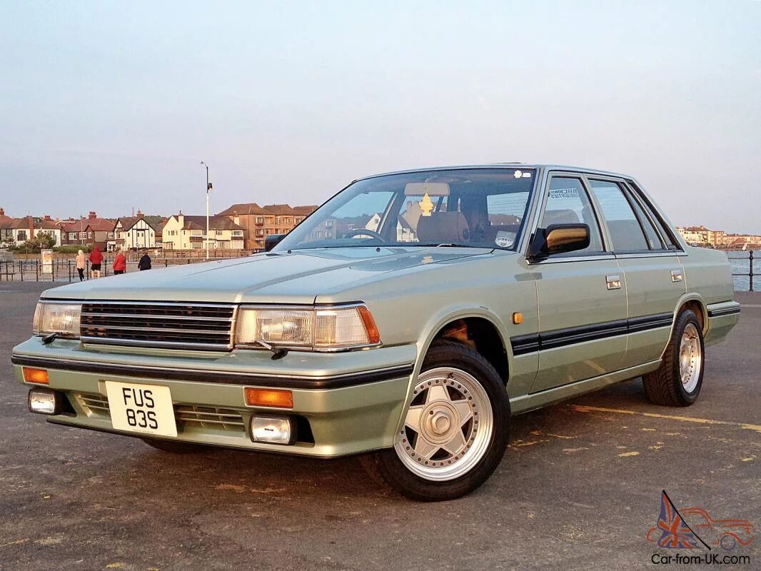 Ниссан старая модель фото Nissan laurel 1988 parts