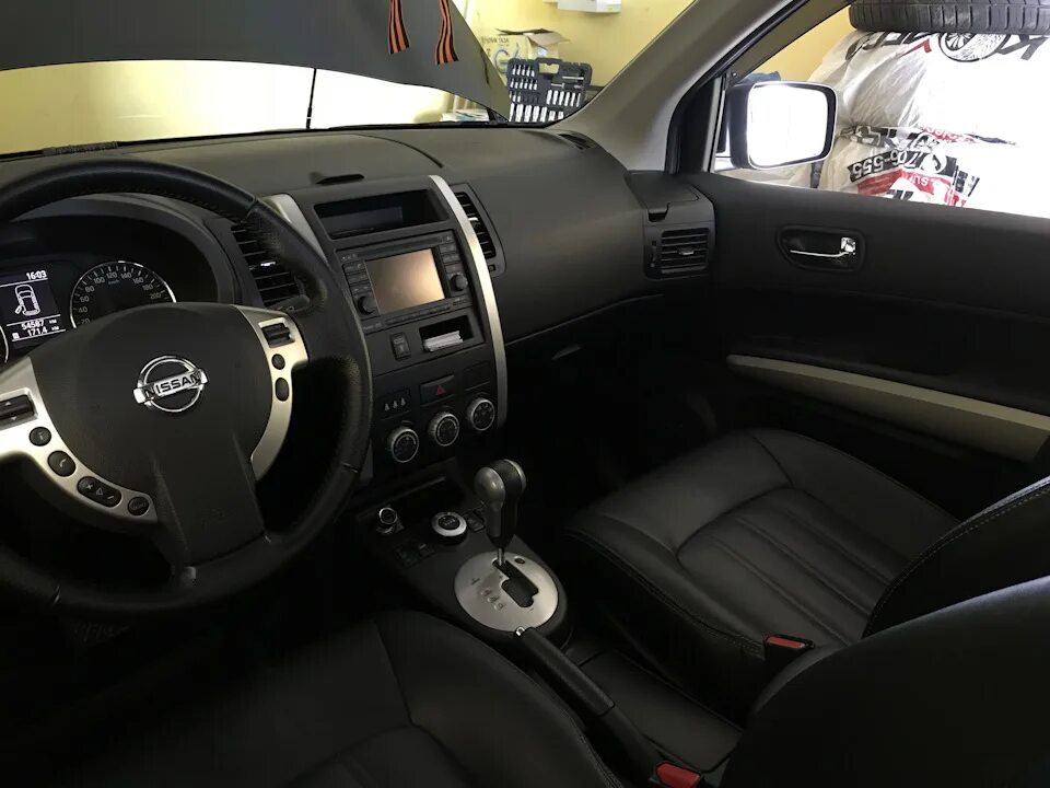 Ниссан т31 фото салона Обработка передних кожаных кресел составом Blister (Made in UK) - Nissan X-Trail