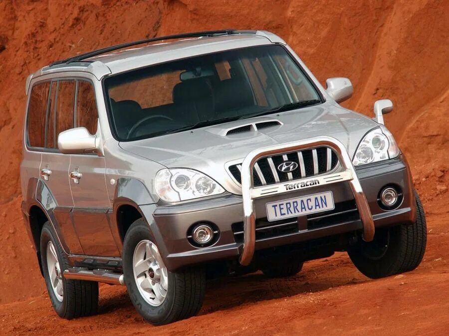 Ниссан таракан фото Hyundai Terracan 2003 года выпуска для рынка Южной Африки. Фото 3. VERcity