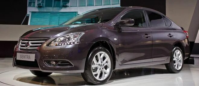 Ниссан центра фото и цена новый Nissan Sentra вместо Tiida - чего ожидать? Характеристики? Цены?