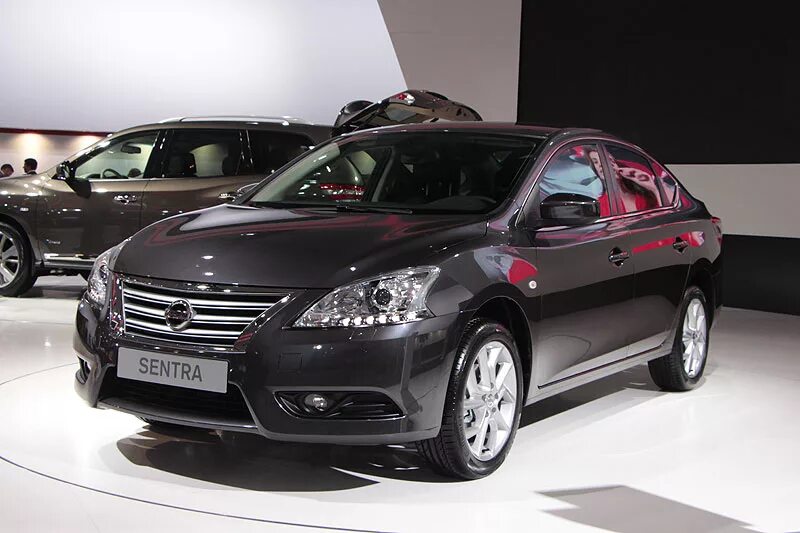 Ниссан центра фото и цена новый фото Nissan Sentra Ниссан Сентра 2015 год - экстерьер, интерьер (салон)