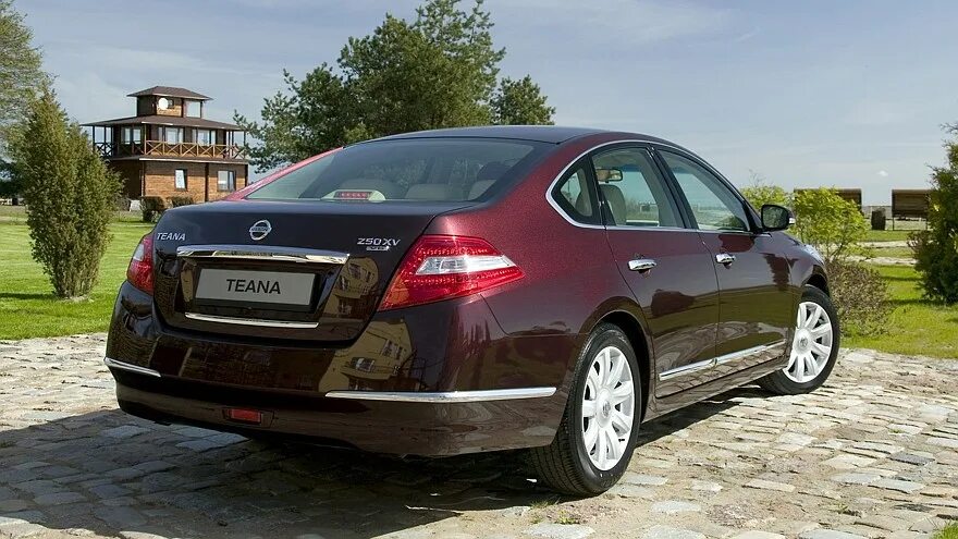 Ниссан теана 2008 фото Nissan Teana II J32 с пробегом: кузовные сложности и надежная, но дорогая подвес