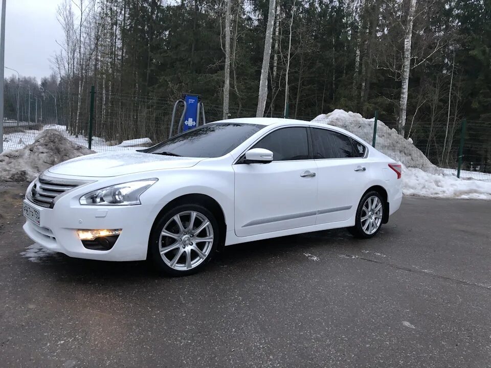 Ниссан теана 33 фото Переобулся на лето + сеточка в бампер - Nissan Teana (L33), 2,5 л, 2015 года кол