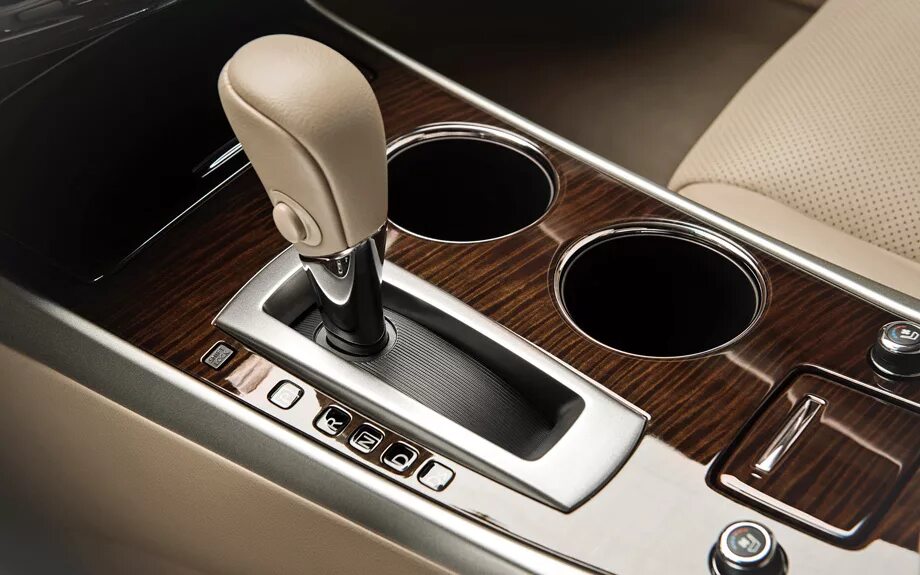 Ниссан теана автомат фото Тест-драйв: Отмечаем день рождения седана Nissan Teana третьего поколения - DRIV