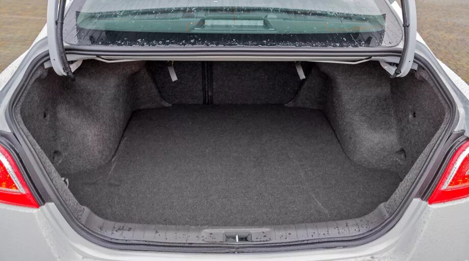 Ниссан теана багажник фото Тест-драйв: Отмечаем день рождения седана Nissan Teana третьего поколения - DRIV