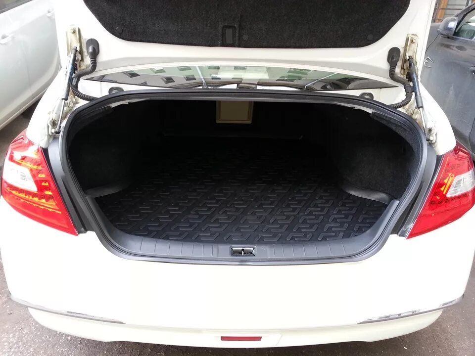 Ниссан теана багажник фото Коврик в багажник - Nissan Teana (J32), 2,5 л, 2008 года аксессуары DRIVE2