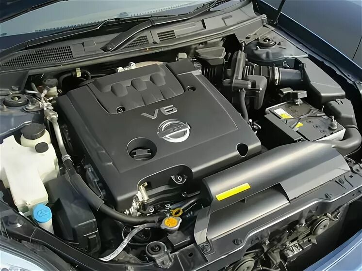 Ниссан теана фото под капотом А почему шланг покрылся белым налетом