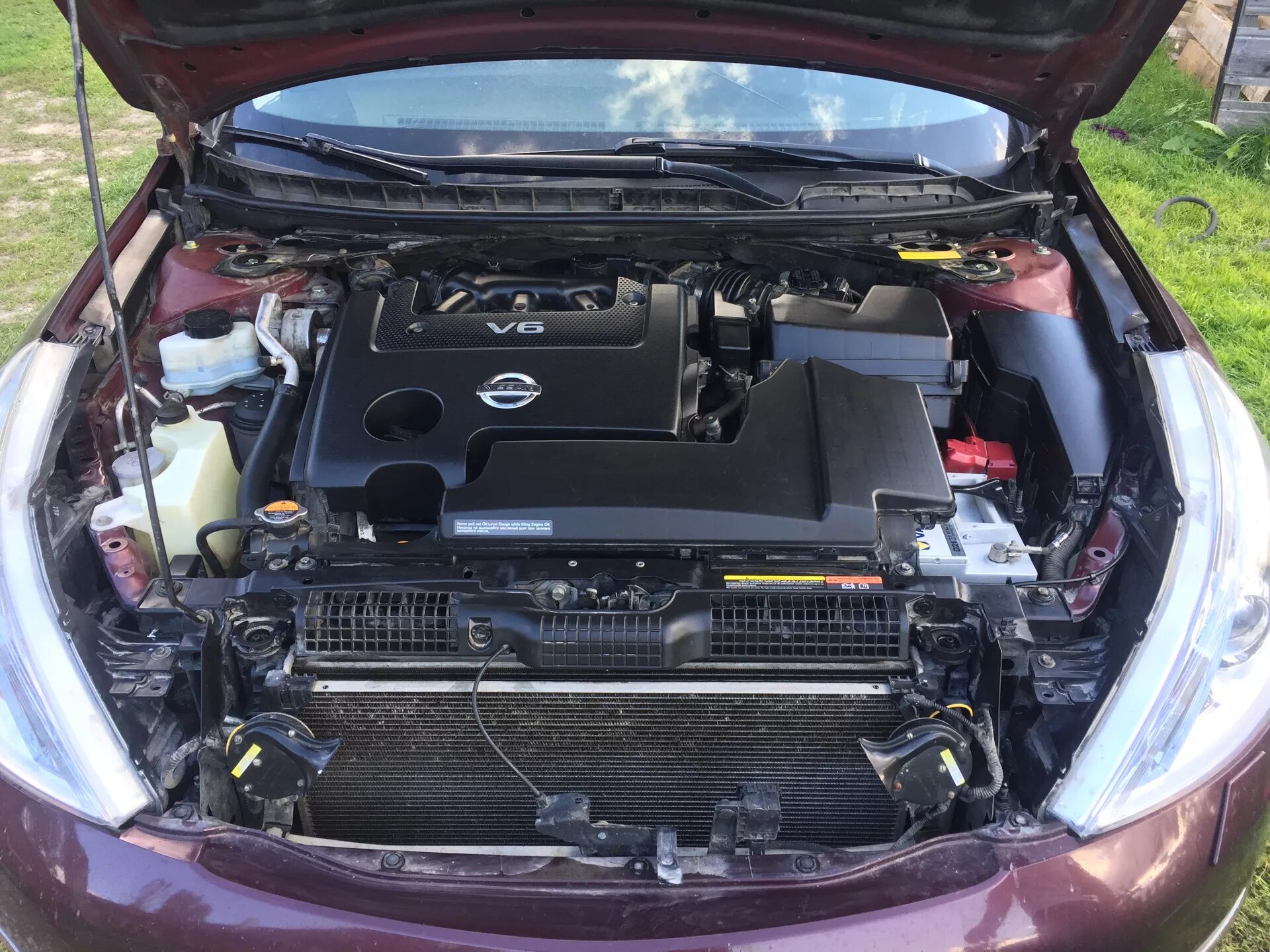 Ниссан теана фото под капотом Наводим чистоту под капотом - Nissan Teana (J32), 2,5 л, 2012 года мойка DRIVE2