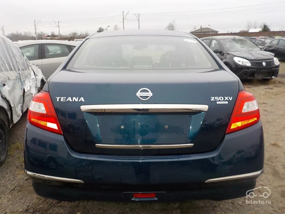 Ниссан теана фото сзади Купить битый Nissan Teana (J32) 2.5 АКПП 2010 года выпуска за 440000 руб.