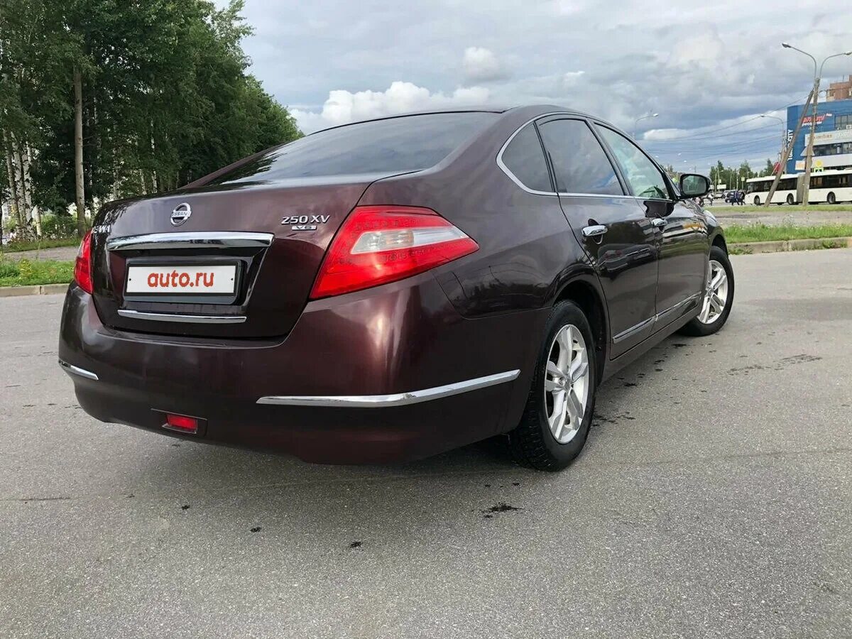 Ниссан теана фото сзади Купить б/у Nissan Teana II 2.5 CVT (182 л.с.) бензин вариатор в Санкт-Петербурге
