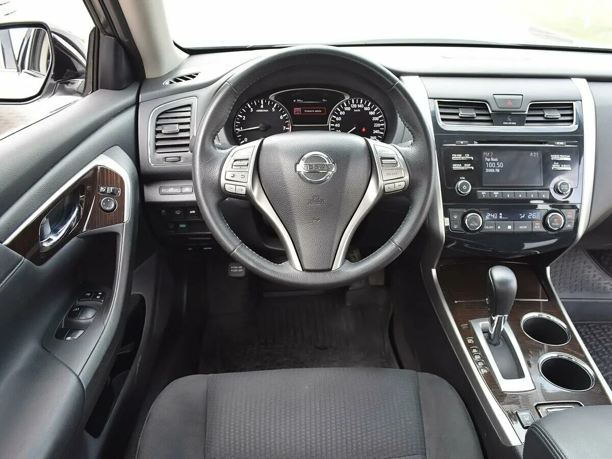 Ниссан теана l33 фото Купить б/у Nissan Teana III 2.5 CVT (173 л.с.) бензин вариатор в Москве: серебри