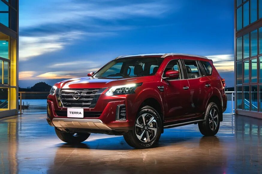Ниссан терра фото Обновлённый рамный внедорожник Nissan Terra: главное отличие от X-Terra - под ка