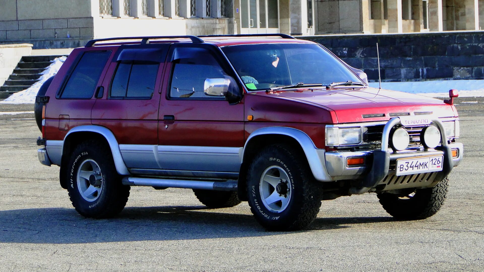 Ниссан террано 1 фото Nissan Terrano I 2.7 дизельный 1994 RED 1994 restyling на DRIVE2