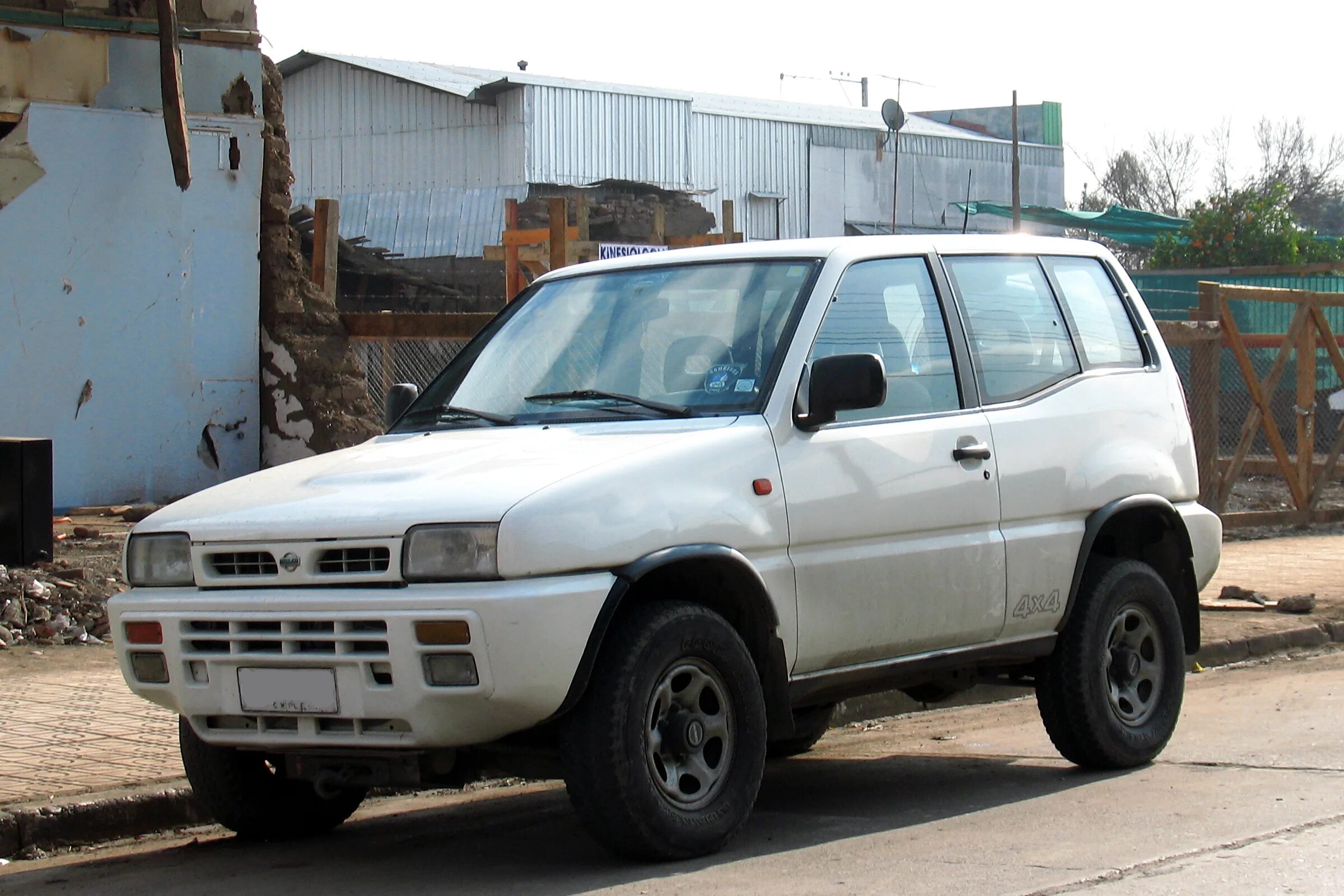 Ниссан террано 1997 фото Файл:Nissan Terrano II 2.4 SLX 1997 (39932297895).jpg - Вікіпедія