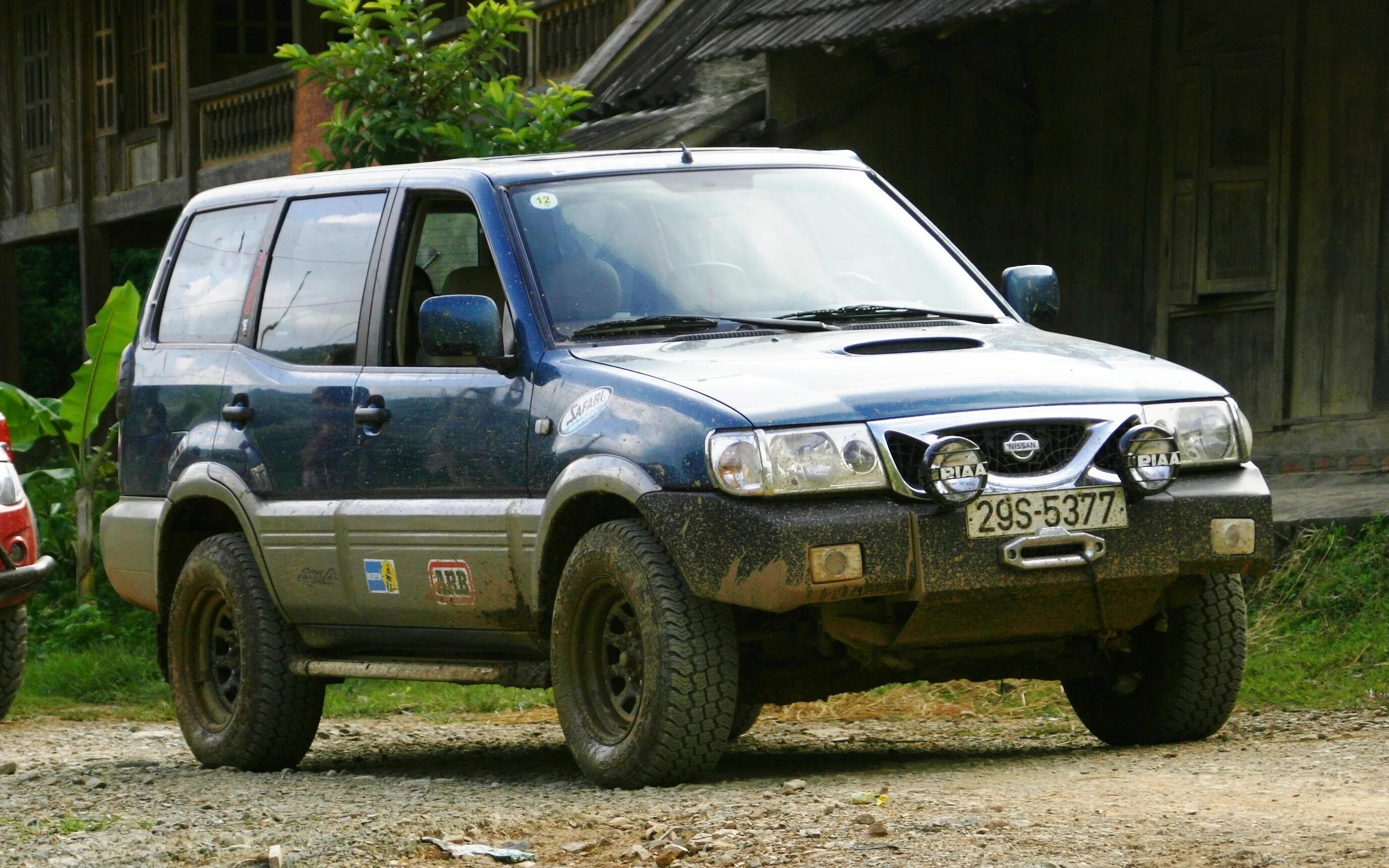 Ниссан террано 2 фото Картинки НИССАН ТЕРРАНО 2 ЗАДНИЙ