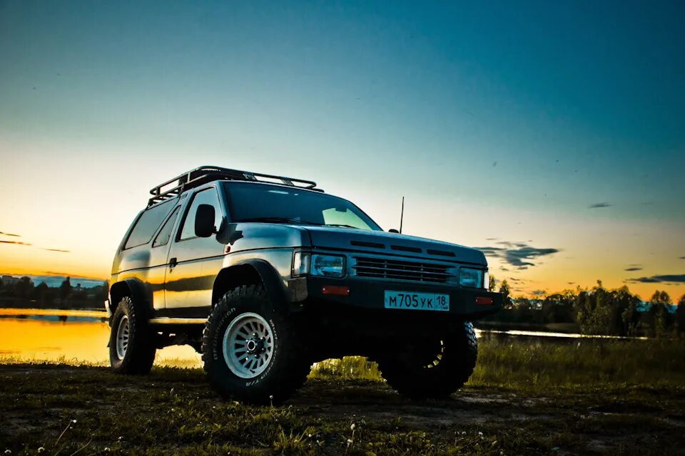 Ниссан террано 21 фото Немного эстетики - Nissan Terrano I, 2,4 л, 1990 года фотография DRIVE2