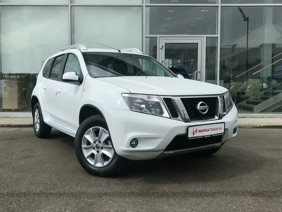 Ниссан террано белый фото Купить б/у Nissan Terrano III (D10) 2.0 MT (143 л.с.) 4WD бензин механика в Воло