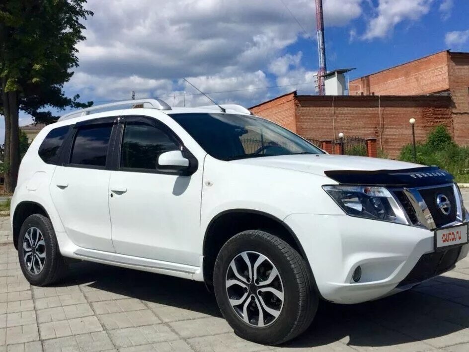 Ниссан террано белый фото Купить б/у Nissan Terrano III (D10) 2.0 MT (135 л.с.) 4WD бензин механика в Крас
