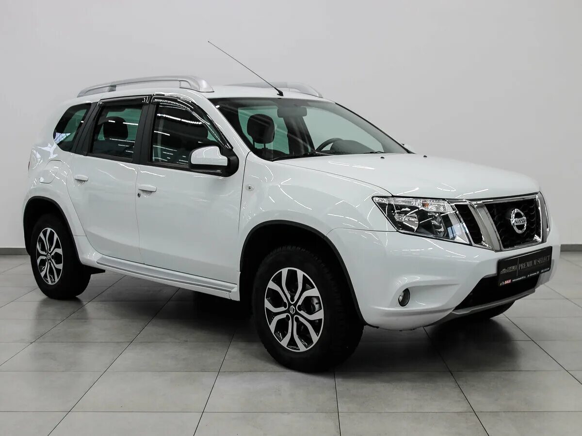 Ниссан террано белый фото Купить б/у Nissan Terrano III (D10) 1.6 MT (102 л.с.) 4WD бензин механика в Рост