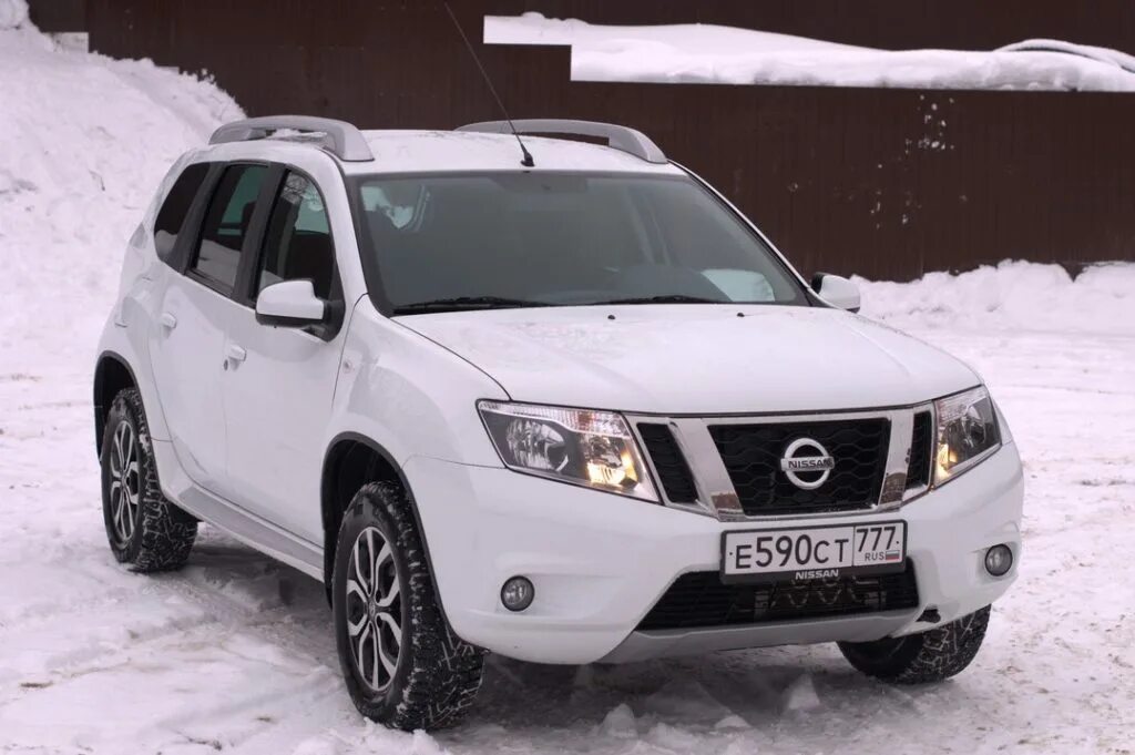 Ниссан террано белый фото Превосходство Террано - Car & Driver Russia