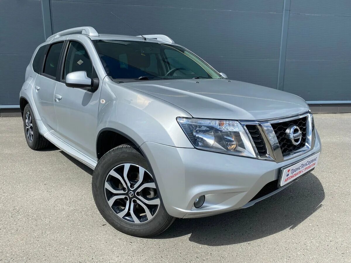 Ниссан террано d10 фото Купить б/у Nissan Terrano III (D10) 2.0 AT (143 л.с.) 4WD бензин автомат в Чебок