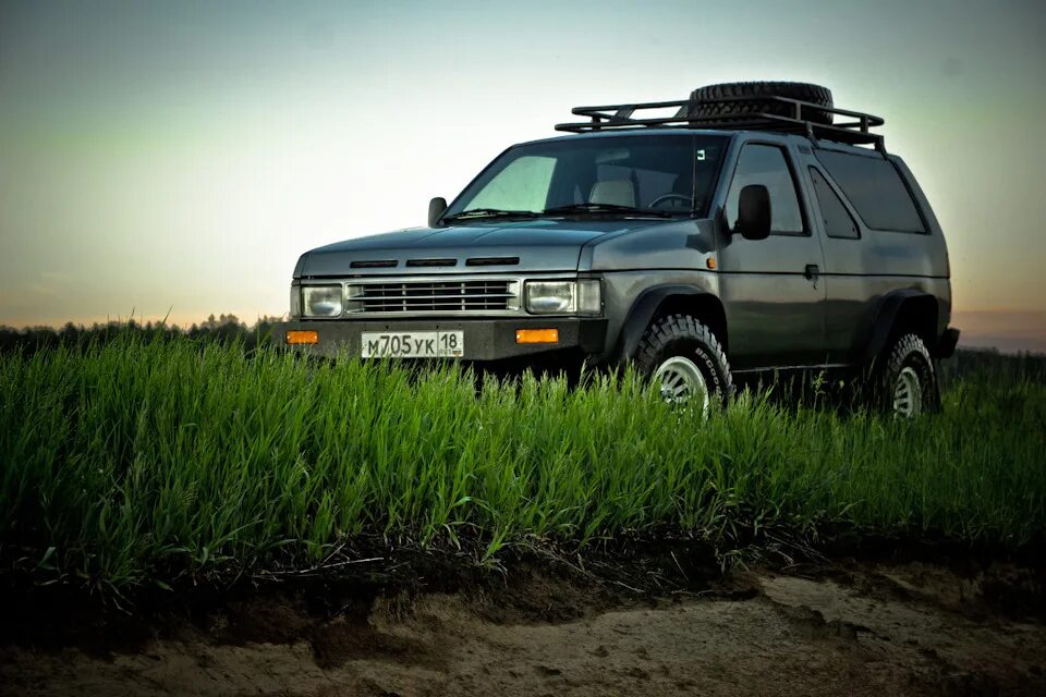 Ниссан террано фото 1 поколения Немного эстетики - Nissan Terrano I, 2,4 л, 1990 года фотография DRIVE2