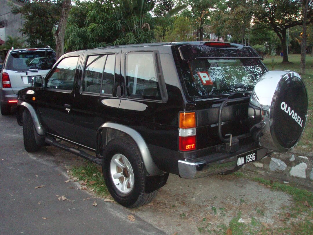 Ниссан террано фото 1 поколения Ниссан террано первого поколения LkbAuto.ru