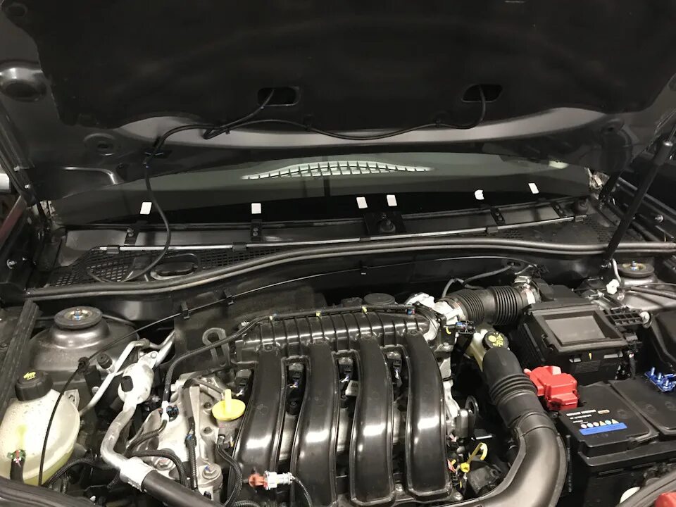 Ниссан террано фото двигателя ЖабоОо. Францией прям повеяло - Nissan Terrano III, 2 л, 2017 года стайлинг DRIV