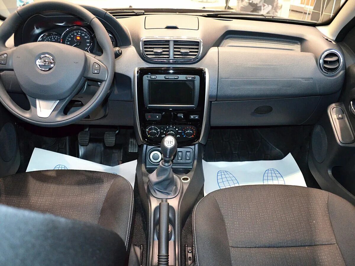 Ниссан террано фото салона Купить новый Nissan Terrano III (D10) 1.6 MT (114 л.с.) бензин механика в Химках