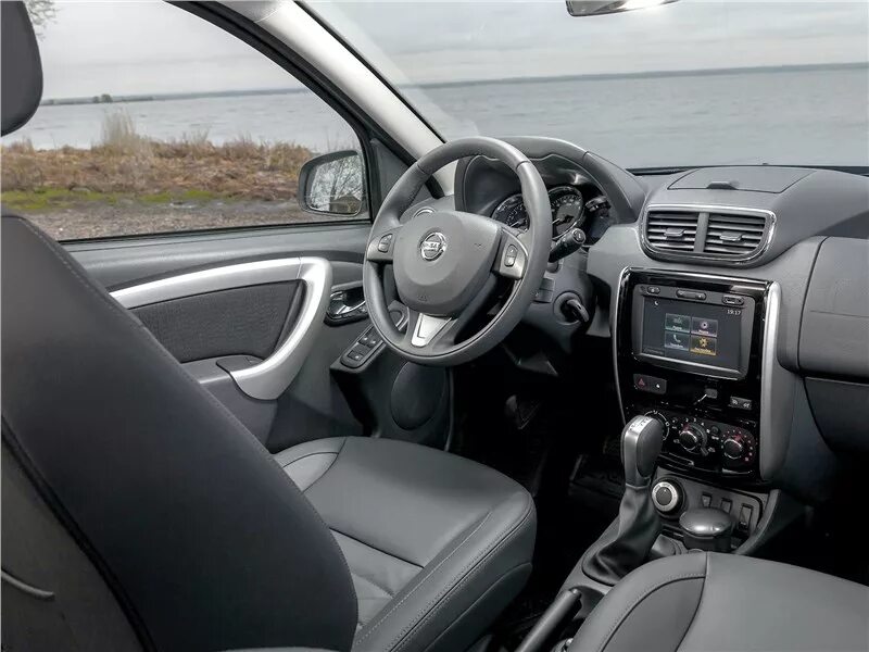 Ниссан террано фото салона Фото Nissan Terrano - Nissan Terrano 2016 запасное колесо