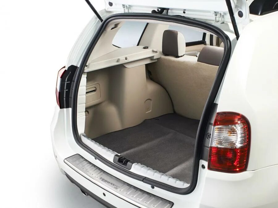 Ниссан террано фото салона внутри и багажника Nissan Terrano 2013 года выпуска. Фото 10. VERcity