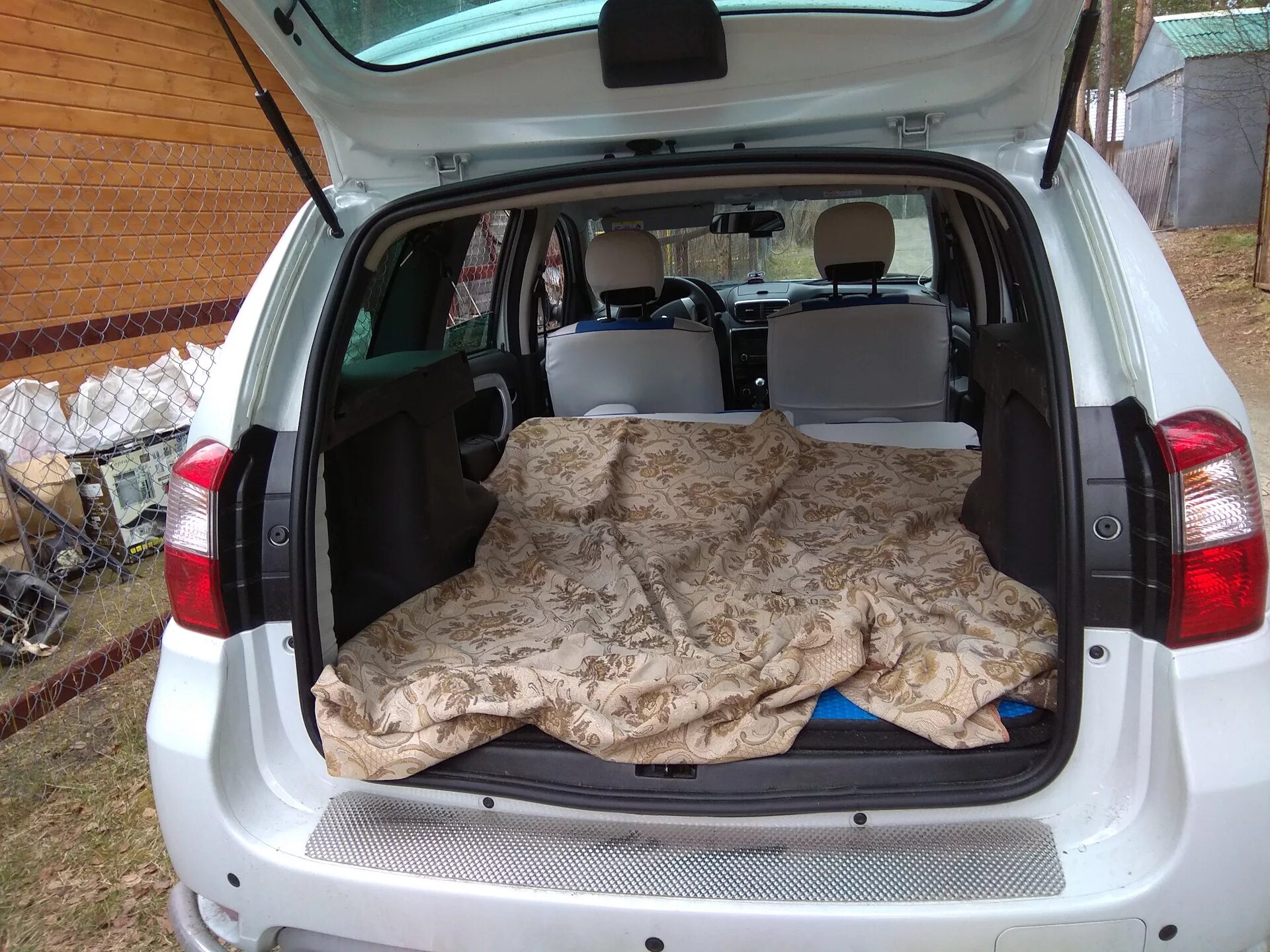 Ниссан террано фото салона внутри и багажника Багажник Terrano - Nissan Terrano III, 2 л, 2015 года тест-драйв DRIVE2