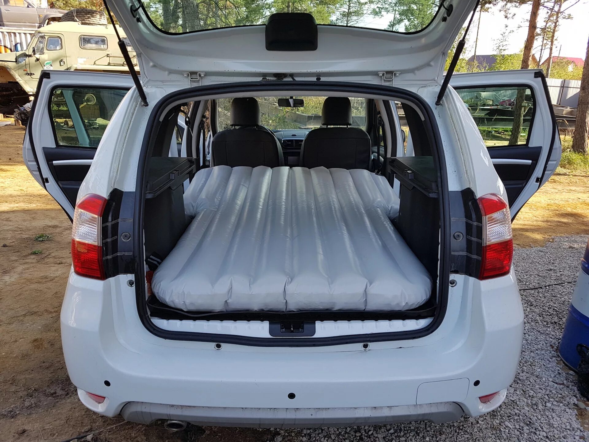 Ниссан террано фото салона внутри и багажника Спальное место в Terrano III - Nissan Terrano III, 2 л, 2016 года другое DRIVE2