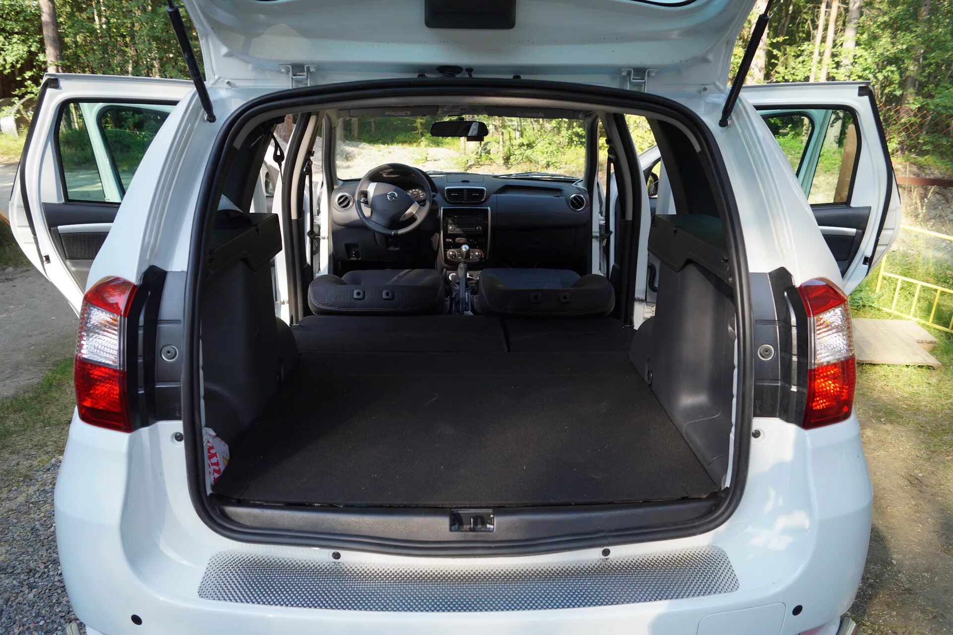 Ниссан террано фото салона внутри и багажника Багажник Terrano - Nissan Terrano III, 2 л, 2015 года тест-драйв DRIVE2